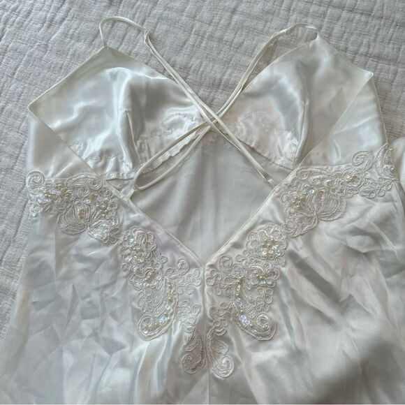 Y2K Victoria’s Secret white slip dress maxi mesh bust detail floral lace size L - Picture 6 of 11